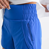 Contour Scallop Active Shorts