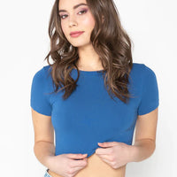 C'est Moi Crop Tee