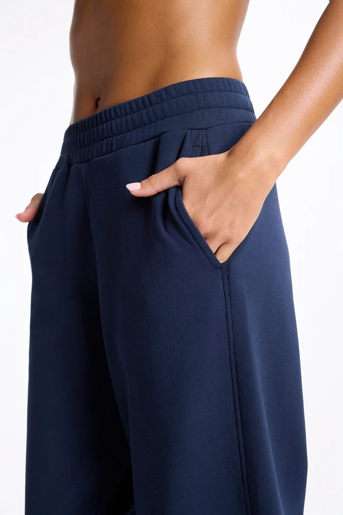 Ultrasoft Fleece Barrel Leg Pant