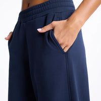 Ultrasoft Fleece Barrel Leg Pant