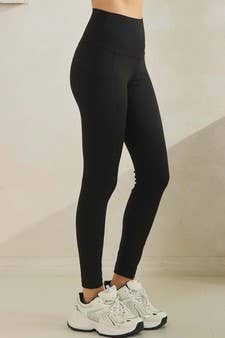 High-Rise Sculpting Pocket Legging