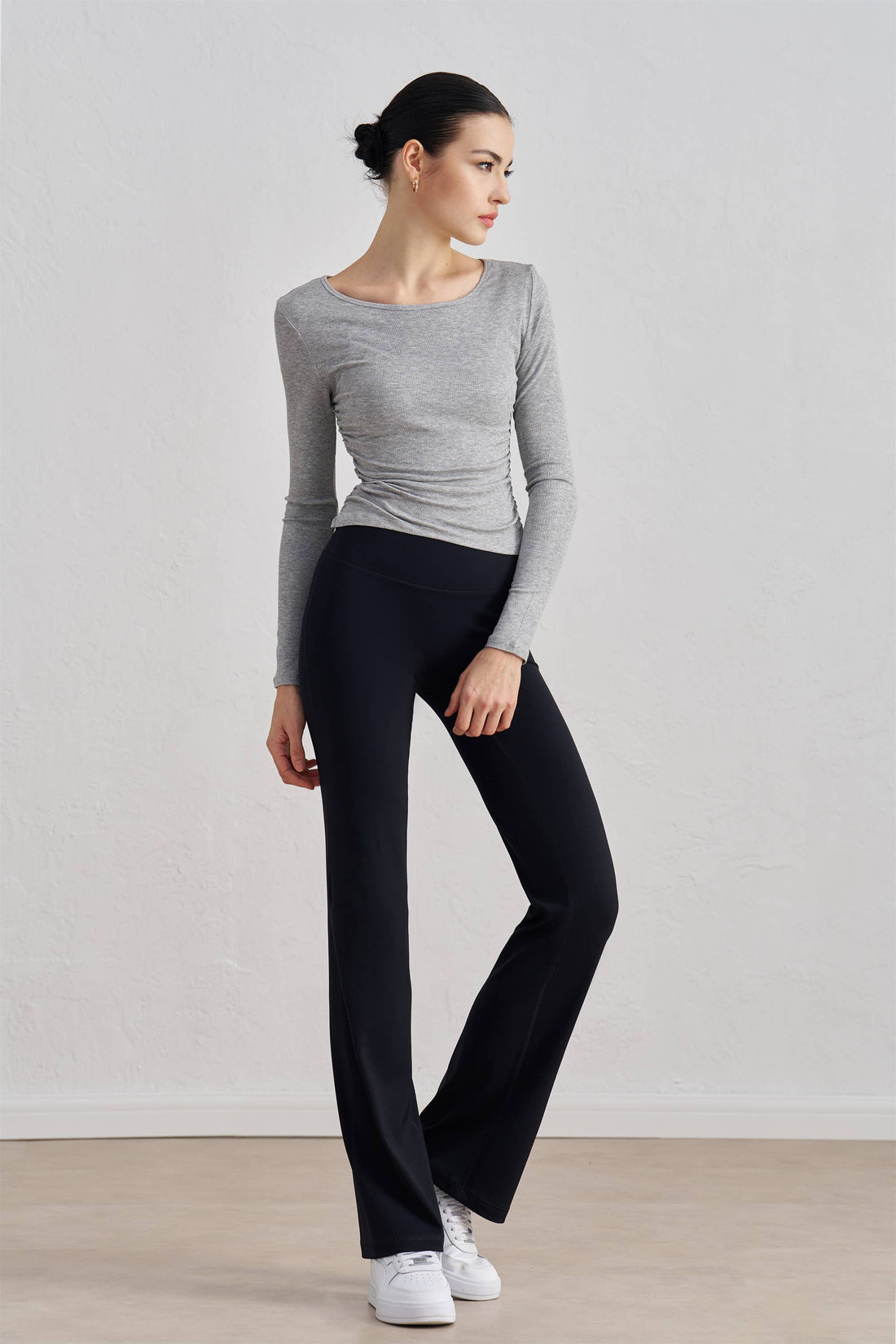 Julia Side Ruched Ribbed Long Sleeve Top