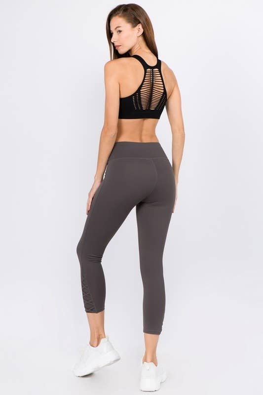 Active Crisscross Mesh Ankle Capri Legging
