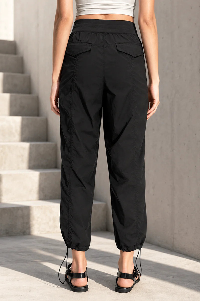 Lightweight Cargo Capris