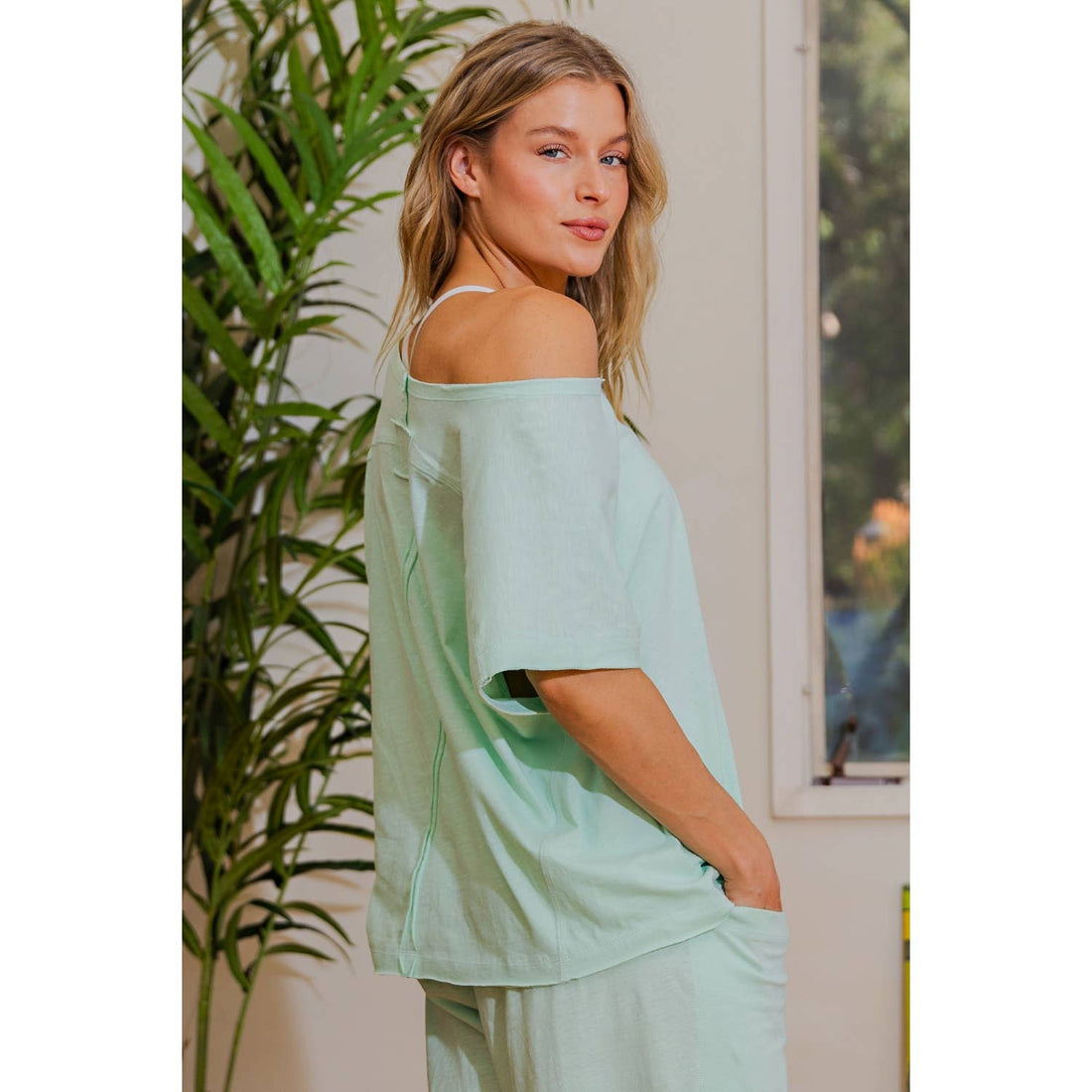 Off the Shoulder T-Shirt