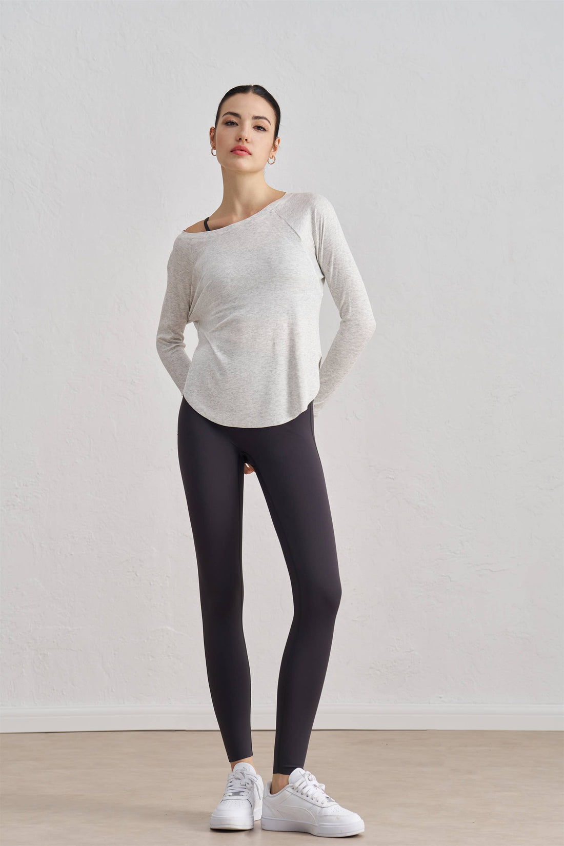Ianna Boat Neck Relaxed Fit Long Sleeve